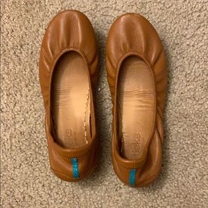 Chestnut tieks